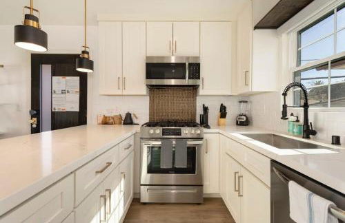 Downtown Culver City New Designer Lux 1 Bedroom - Photo 4