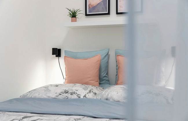 Fully equipped apartments with Terraces, Free garage parking, Netflix & AC - by Apartmány Šlapanice cz - Foto 48