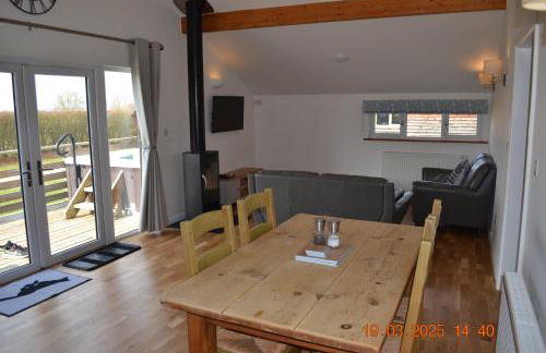 Fields End Lodges - Photo 20