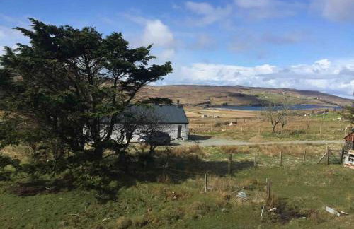 The Byre, Glasphein-Panoramic sea and glen views - Foto 32
