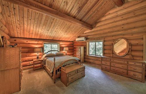 Large Cabin with Fire Pit and Grill on 34 Acres! - Foto 16