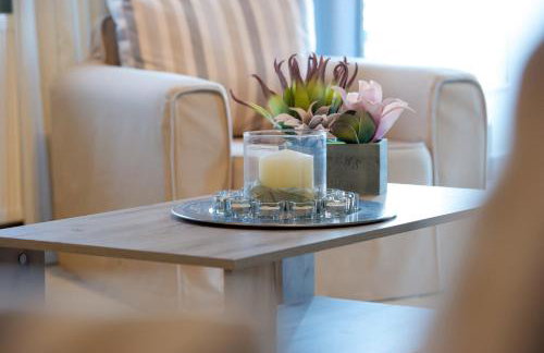 SeaSight Living Apartment - Photo 8