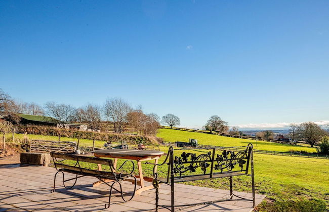 Host Stay Upperley Barn - Photo 28