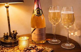 Stamford- Contractors -parking-pets - Foto 2