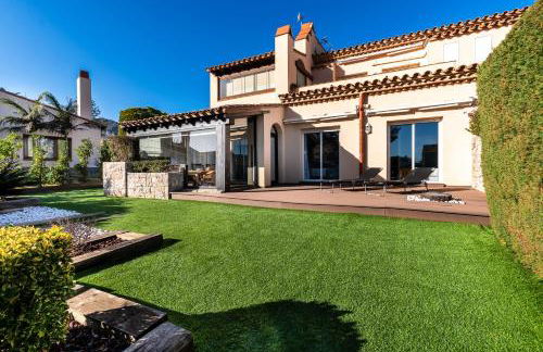 Fabulosa Olivera entre mar y montanas - Foto 1