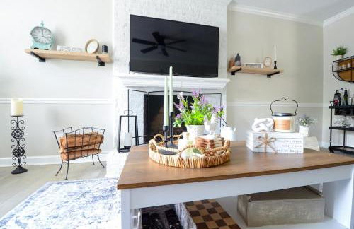 Private 1 Acre Retreat, Spa, Firepit, Gym, Chickens, King Suite, Pets - Foto 9