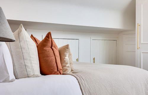 Hidden Gem Hideaway w/ Free Parking - Photo 23