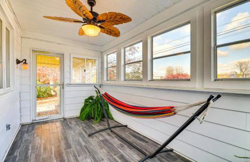 Game Room and Fire Pit West Mifflin Home! - Foto 5