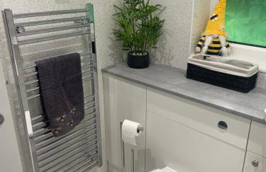 Beekeepers Cottage - Photo 11