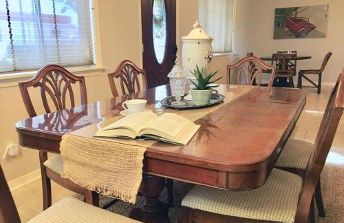 Birmingham House - Updated and Spacious - Photo 2