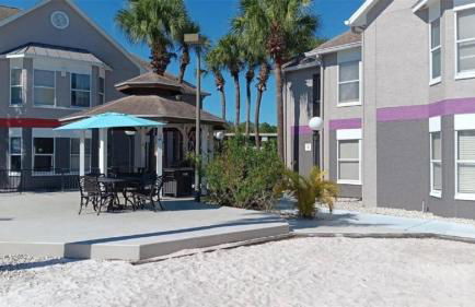 Two bed condo in Parkway Palms Resort condo - Foto 34