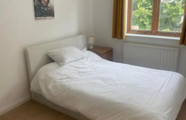 Super House with Large Pool!! 5 min from West Wittering - Foto 2