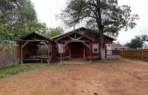 Cozy Room 2 Full Beds near Frost Bank Stadium WB2 - Photo 14