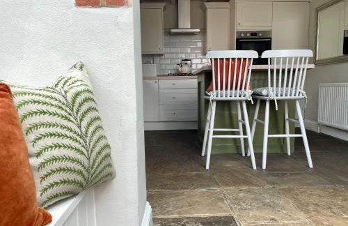 Romantic cosy cottage close to Oxford and The Cotswolds - Foto 12