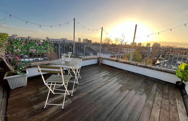 Modern with Stylish Terrace - Foto 9