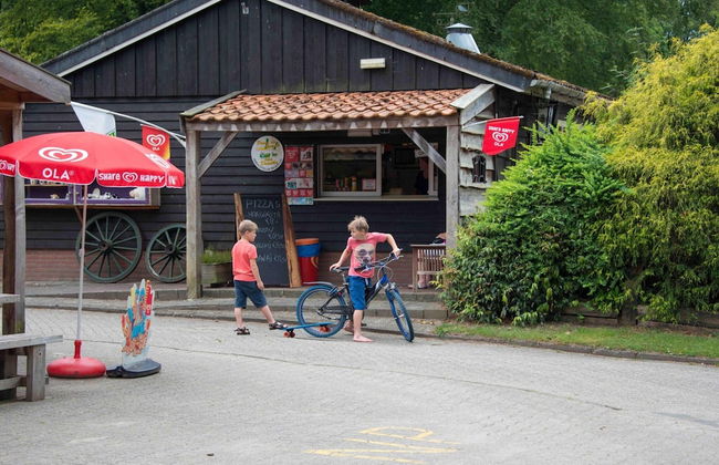 Cozy Chalet With a Decorative Fireplace - Foto 35