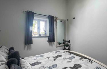 Lodge with log burner Contractors business private parking free Wi-Fi near M4 - Foto 13