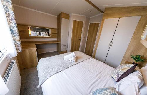 2Bed Whitley Bay Home - Free Parking, Close to beach & St Mary's Lighthouse - Photo 76