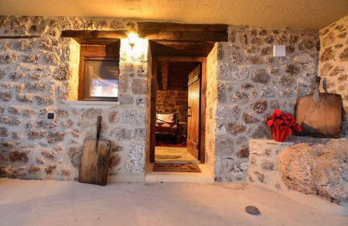 Ξενώνας Νικόλ - Photo 50