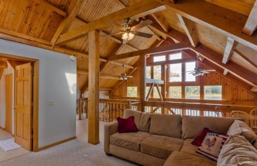 Custom Waterfront Lodge, 4 bed, 4 Bath, Sleeps 12! - Foto 27