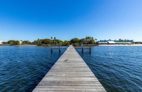 Come Stay Where the Dolphins Play! - Foto 17