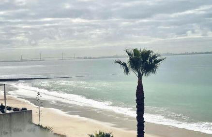 GATU Villa Sol, junto a la playa , piscina, 2 baños, aire cc, terraza, " Preferente mayores de 21 años y familias " - Foto 34