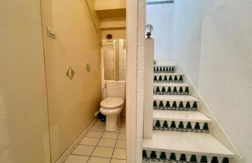 Duplex 70m2 - Vue Cité Mediévale - Parking gratuit - Foto 18