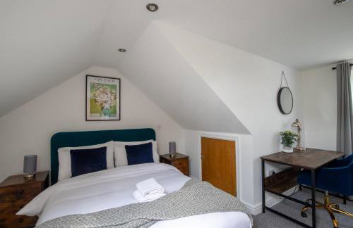 Modern Detached 4-Bedroom 2-Bath Home, Guildford - Foto 6