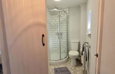 Picturesque 2 Bedroom Miners Cottage Near Bike Park Wales & Brecon Beacons - Photo 1