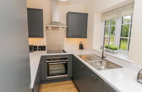 Ryedale Country Lodges - Hazel Lodge - Photo 13