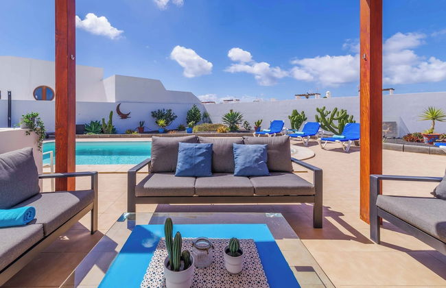 Villa Luar - Photo 13