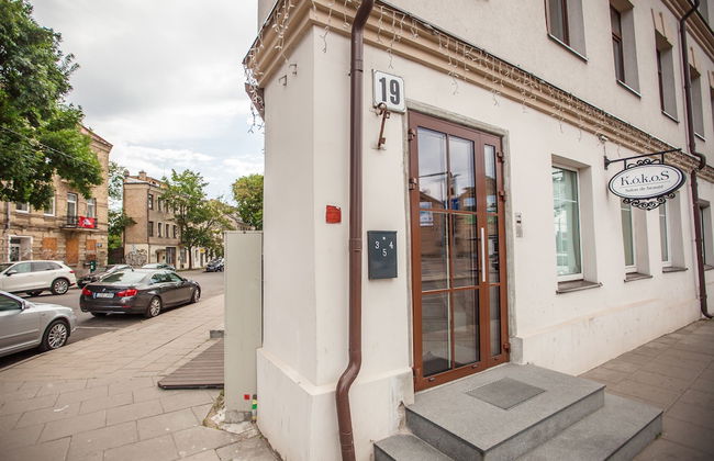 9010 Apartments - Photo 53