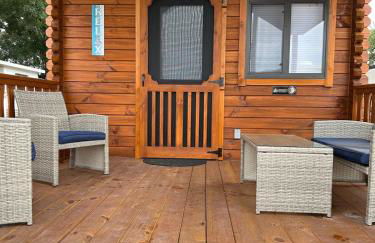 Get-away Cabin in Surf City w Loft and Parking - Foto 4
