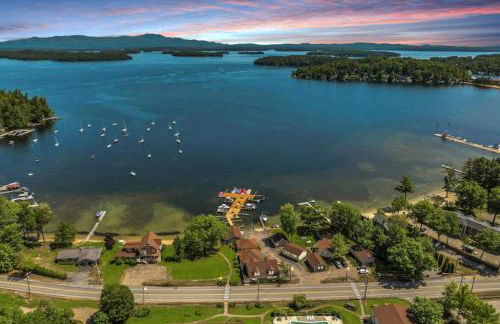 Sunny Shores - Lake days, Pool dips & Concerts - Foto 6