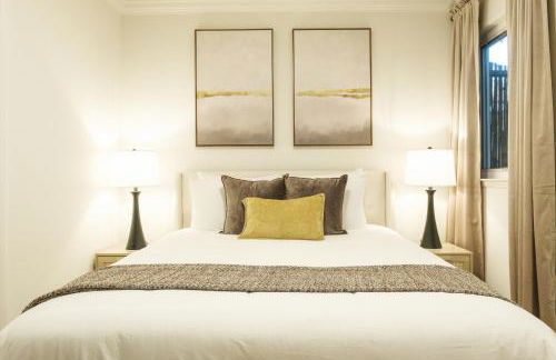 Serene Escape 2BD Private Patio & Firepit near Stanford - Foto 49