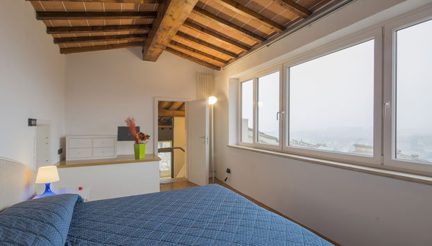 Astonish Cathedral View - Foto 5, Habitación