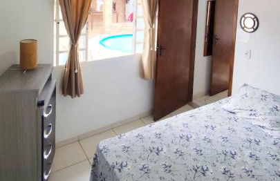 Casa Espaço Sara Piscina com total privacidade, área gourmet completa com churrasqueira fogão a lenha, a 5min do centro e do parque das águas - Foto 21