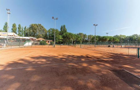 3 Bedroom Nice Home In Albarella Ro - Foto 59