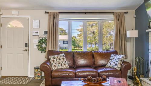 Lakeview 3 BD2 Full Bath Home - Hot Tub, Seasonal Pool, FirePit and Fenced Yard - Foto 4