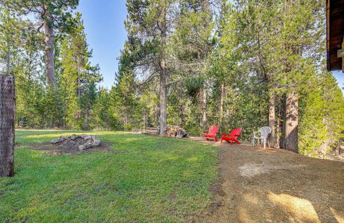 Woodsy Cabin Retreat about 4 Mi to Crescent Lake! - Foto 3