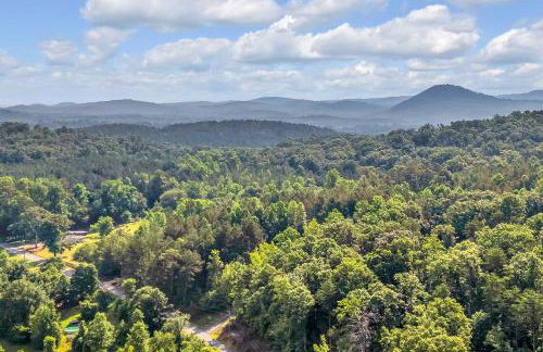 Pet-Friendly Pickens Vacation Rental with Fire Pit - Foto 44