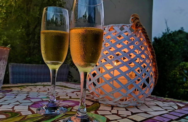 Charming Yellowwood Cottage for 2 People in Spacious Garden! - Foto 5