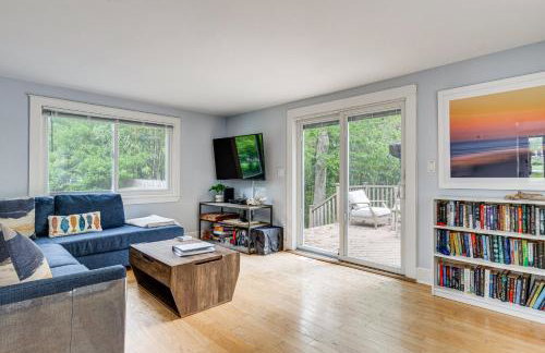 Hamptons Vacation Rental with Seasonal Pool! - Foto 1