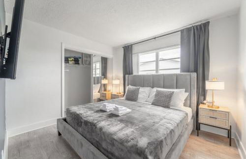 Modern Chic Getaway - Sleeps 11 - Palmwavestays - Foto 23