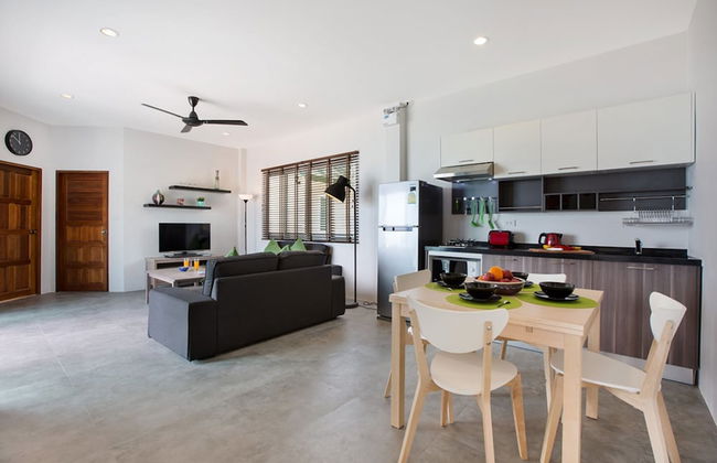 The Moonrakers - Photo 16