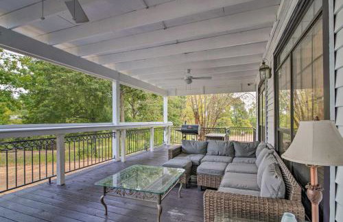 Starkvegas Clubhouse about 2 Mi to MSU Campus! - Foto 35