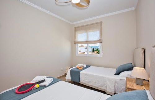 DENIA Playa Santa Ana Adosados - Cómodo apartamento con Piscina, Terraza y Parking, a 2 minutos de la playa - Foto 9