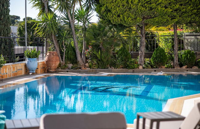 Vouliagmeni Athenian Riviera Villa - Photo 46