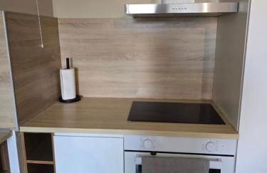 T2 cosy, calme avec balcon, parking et Netflix - Foto 9