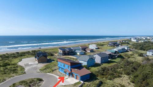 Brand-New Beach Retreat Hot Tub Sleeps 13 - Foto 1